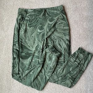 Athleta Marble Green Brooklyn Printed Joggers size 6